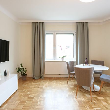 Green Mango City Condo Vienna Exterior photo