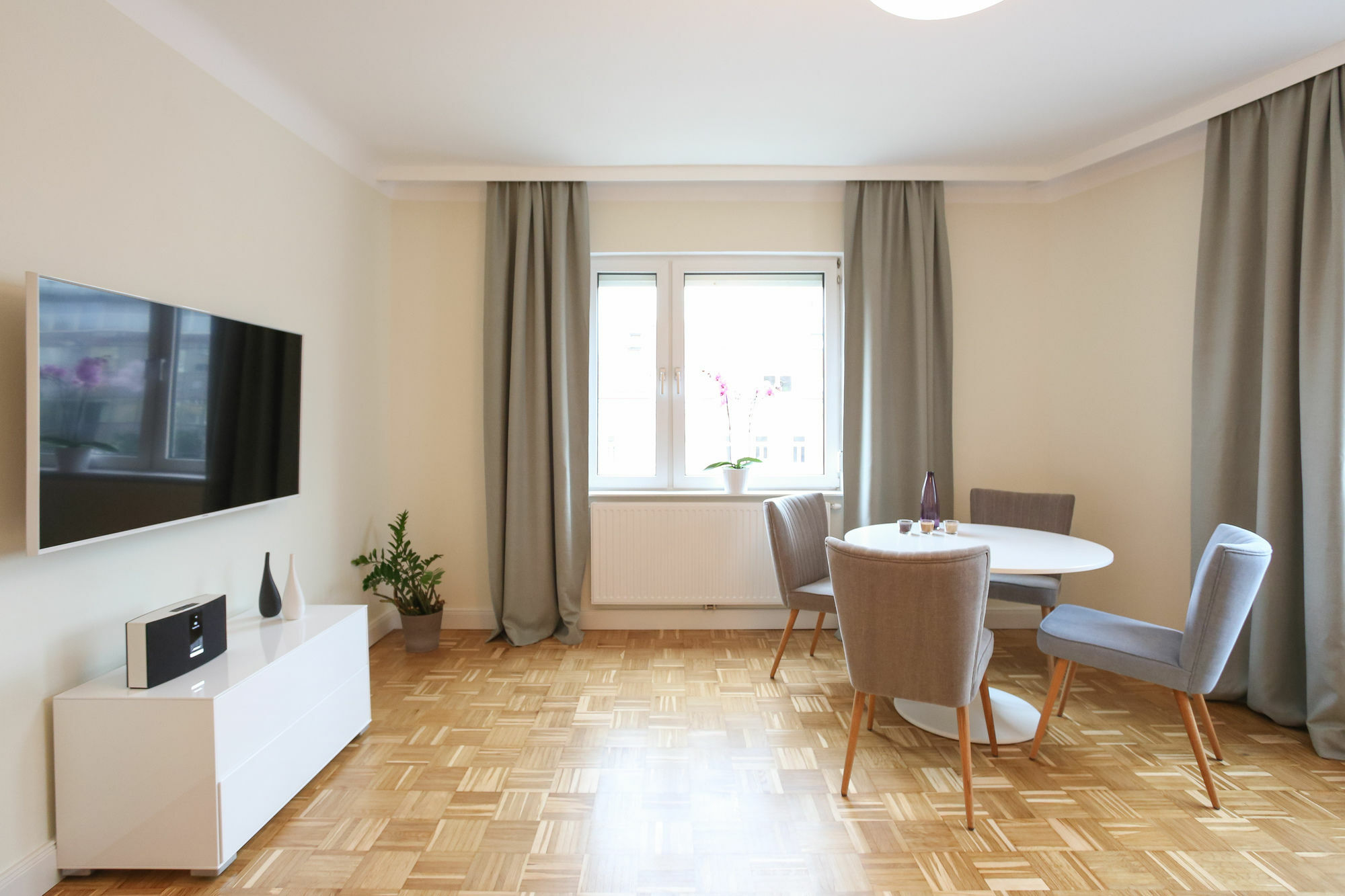 Green Mango City Condo Vienna Exterior photo